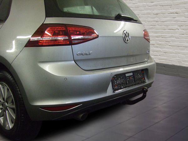 Anhängerkupplung für VW Golf VII Limousine, nicht 4x4 2017- - V-abnehmbar
